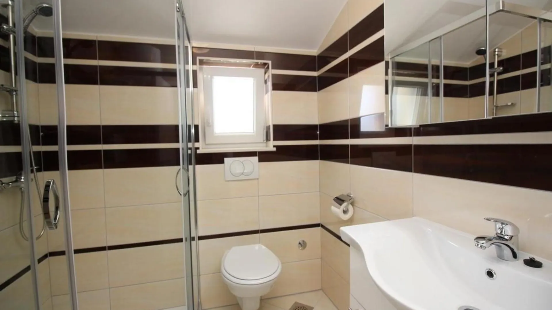 Apartment Nette Ferienwohnung In Baska Mit Eigenem Balkon